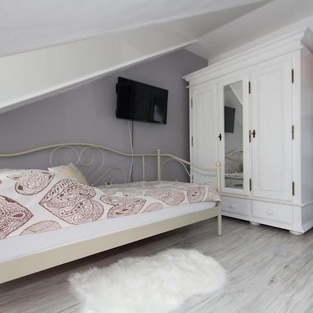 Sloneczne Apartamenty 슈비노우이스쳬 외부 사진