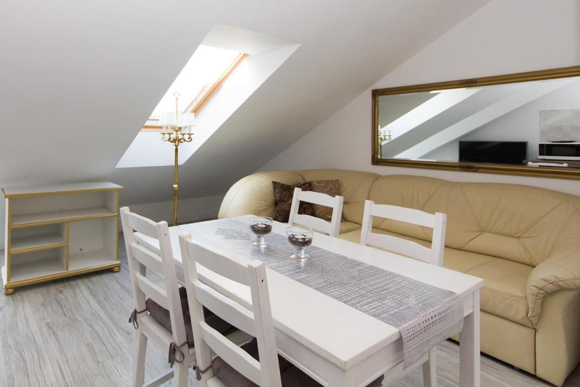 Sloneczne Apartamenty 슈비노우이스쳬 외부 사진