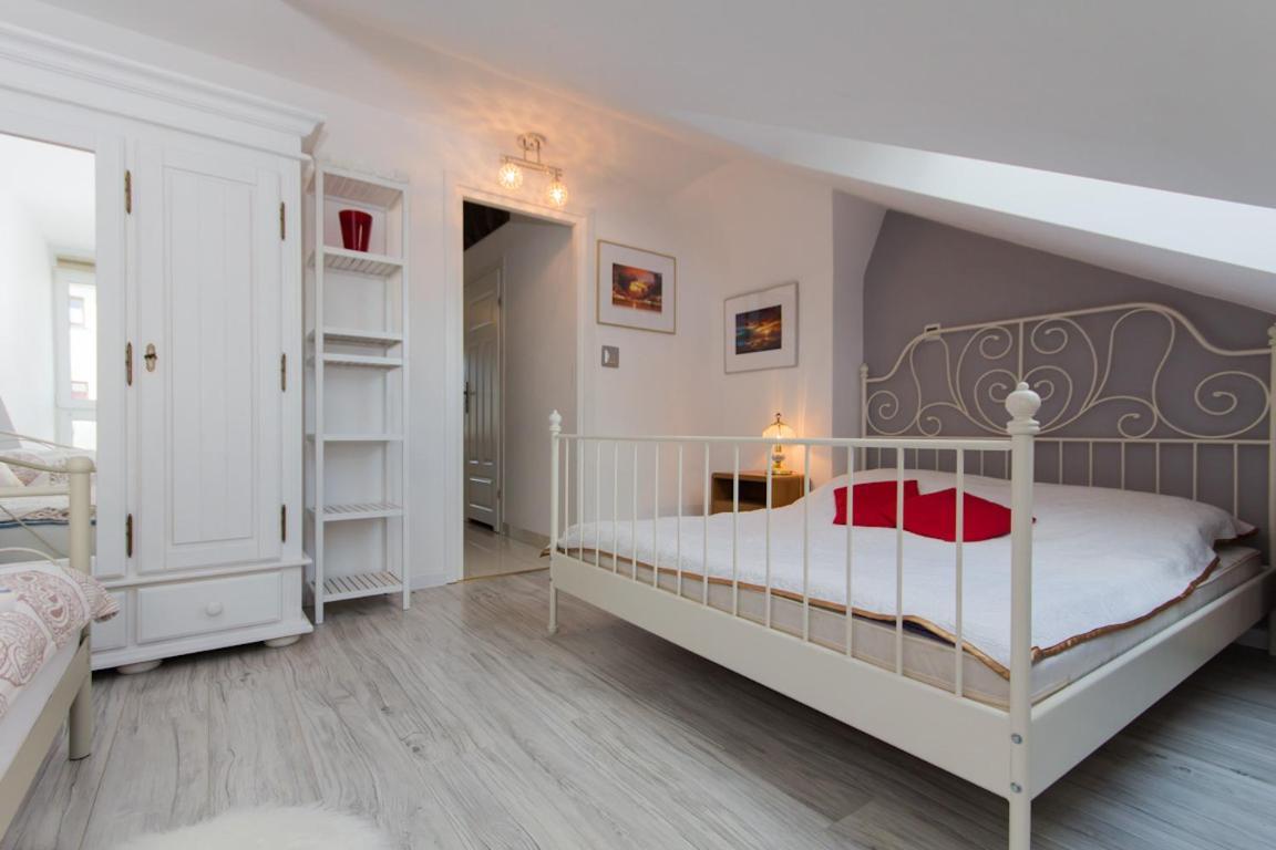 Sloneczne Apartamenty 슈비노우이스쳬 외부 사진